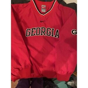 Georgia Nike team Pullover Youth S- shoul-waist 22in,chest 18in., sh to wrist 18